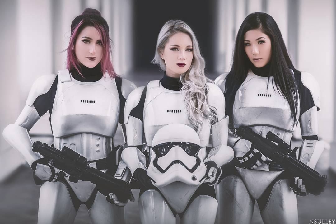 Rian Synnth Cosplay, Hendo Art, Ashlynne Dae, Elizabeth Rage Photo  York In A Box #StarWars #StarWarsGirls